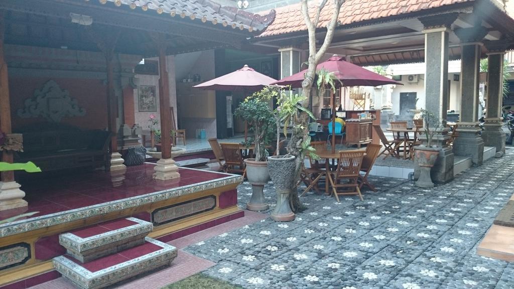 Agus Beach Inn Kuta Lombok Εξωτερικό φωτογραφία
