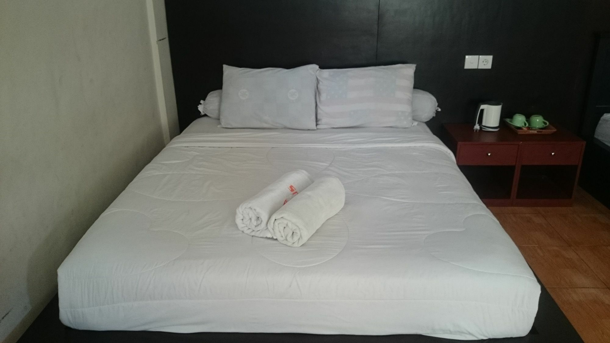 Agus Beach Inn Kuta Lombok Εξωτερικό φωτογραφία